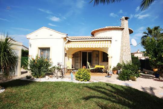 ***Villa bei Denia mit 2 Schlafzimmern in Els Poblets mit 400 qm Grundstück nur 800 m vom Meer***