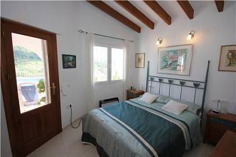 Thumbnail von ***Großzügige Villa mit 2 Wohneinheiten, Pool und traumhaftem Bergblick***