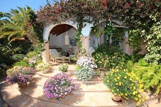 Thumbnail von ***Villa mit Romantikzuschlag in ruhiger und sonniger Lage mit Pool, Garage und Meerblick***