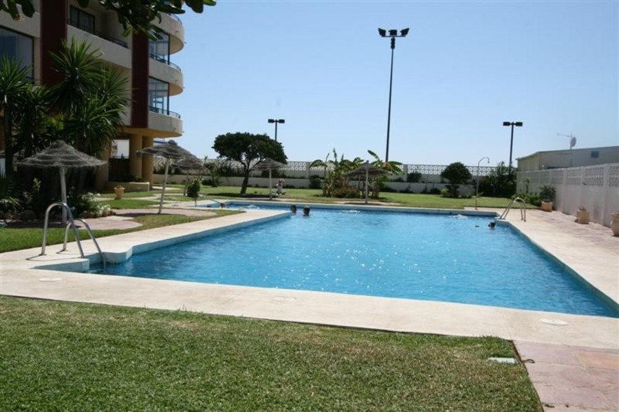 Luxus-Wohnung in Fuengirola R851139