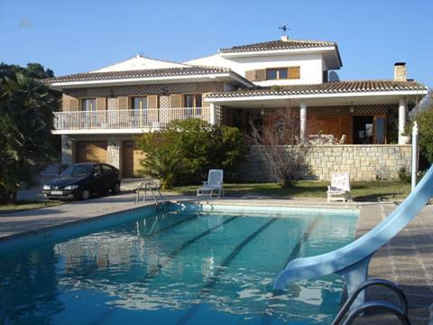 ***Komplett renovierte Villa im Raum Busot***