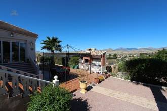 Thumbnail von ***Sehr schöne Villa mit Pool, Gästeappartement und Panoramablick***