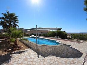 Thumbnail von ***Villa mit einem traumhaften Panoramablick auf die Küste von Alicante***