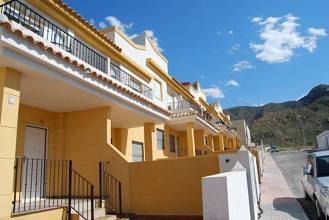 Thumbnail von ***Erdgeschosswohnung mit kleinem Vorgarten 2 Schlafzimmer 2 Badezimmer als Neubau mit sofortiger Bezugsfähigkeit***