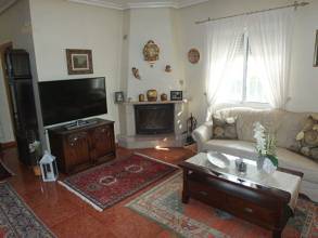 Thumbnail von ***Wunderschöne Landhaus-Villa mit Pool, Garage und Sommerküche***