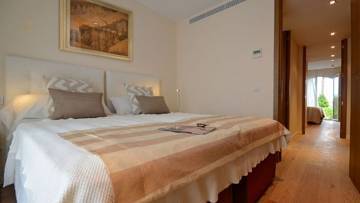 Thumbnail von ***Luxuriöse 2-Schlafzimmer-Penthouse-Wohnungen nur 120 m vom Hafen***