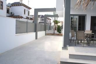 Thumbnail von ***Doppelhaushälften in abgeschlossener Anlage mit Gemeinschaftspool***