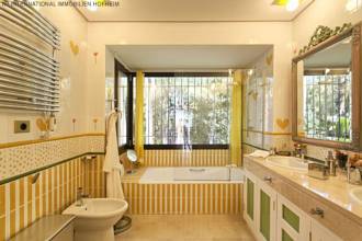 Thumbnail von ***VILLA IM KLASSISCHEN STIL IN NAGUELES IN MARBELLA***