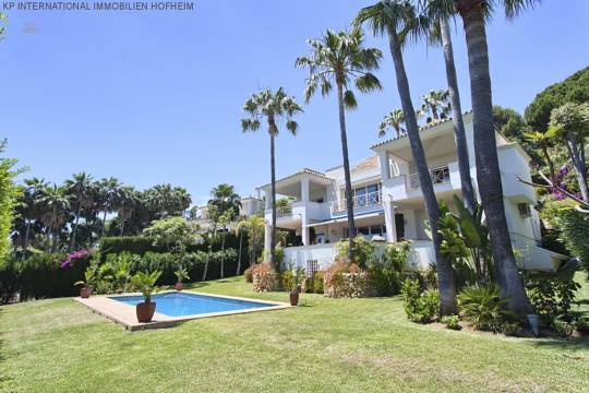 ***VILLA MIT MEERBLICK ZU VERKAUFEN IN RIO REAL GOLF IN MARBELLA***