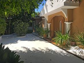 Thumbnail von ***VILLA ZU VERKAUFEN IN HACIENDA LAS CHAPAS IN MARBELLA***