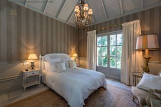 Thumbnail von ***VILLA IM KLASSISCHEN STIL IN DER HACIENDA LAS CHAPAS IN MARBELLA***