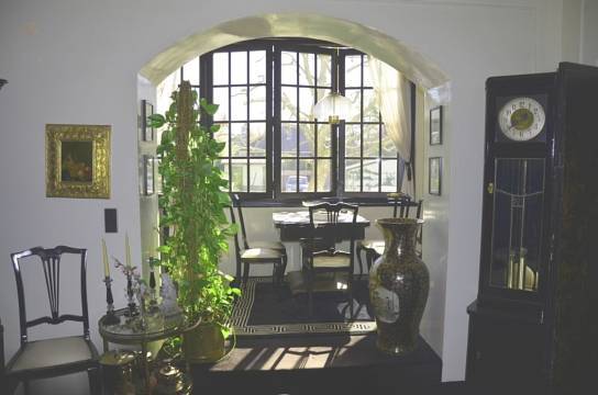 Einzigartiges "Schmuckstück" in unmittelbarer Seenähe