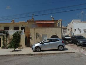 Thumbnail von ***Hübsches Reiheneckhaus mit ausgebautem Keller, 2 Schlafzimmer, 2 Bäder, strandnah***