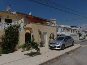 Thumbnail von ***Hübsches Reiheneckhaus mit ausgebautem Keller, 2 Schlafzimmer, 2 Bäder, strandnah***