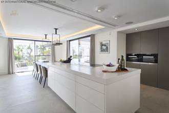 Thumbnail von ***MODERNE VILLA MIT MEERBLICK ZUM VERKAUF IN HACIENDA LAS CHAPAS IN MARBELLA***