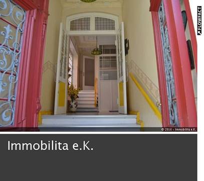 Bezugsfreie repräsentative Villa mit 3 Wohneinheiten in direkter Havellage