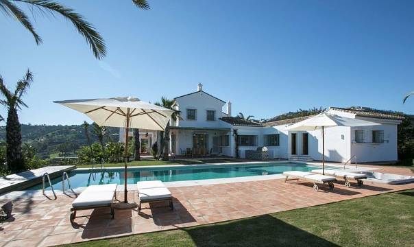 Luxus-Villa in Mijas Costa R2677277