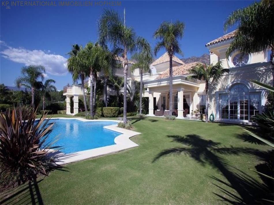 ***DESIGNER VILLA IN SIERRA BLANCA IN MARBELLA***