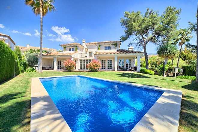 Luxus-Villa in Marbella R2593343 