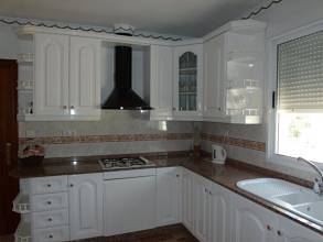 Thumbnail von ***Freistehende Villa mit 4 Schlafzimmern und 3 Bäder, Privatpool in bevorzugter Lage***