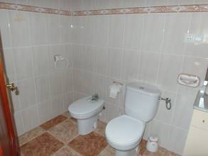 Thumbnail von ***Freistehende Villa mit 4 Schlafzimmern und 3 Bäder, Privatpool in bevorzugter Lage***