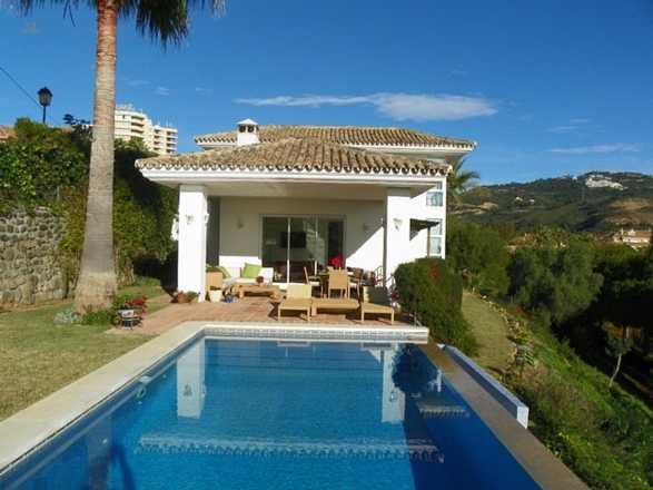 Luxus-Villa in Rio Real R1920498 