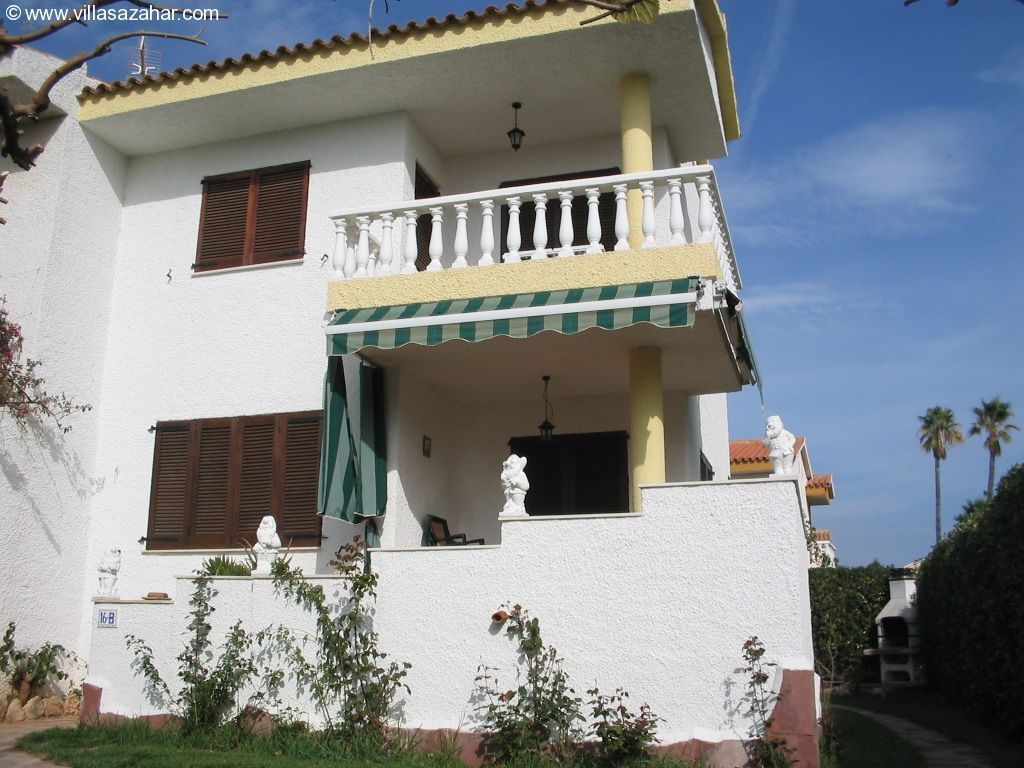 ***Tres Playas: Doppelhaushälfte nahe Strand***