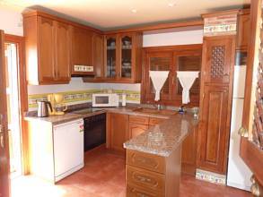 Thumbnail von ***Geräumige Villa mit sämtlichem Komfort in ruhiger Lage***