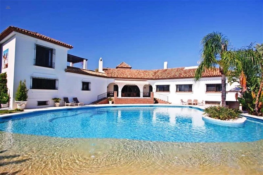 Luxus-Villa in El Pariso R2552924