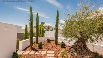 Thumbnail von ***MODERNE LUXUS VILLA IN LA ALQUERIA IN BENAHAVIS***