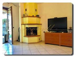 Thumbnail von Aparte drei Zimmer Wohnung mit Garten