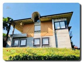 Thumbnail von Immogold geräumige Villa mit Schwimmhalle und Seeblick, in ruhiger Lage, zentrumsnah.