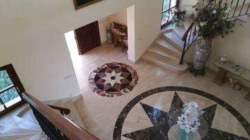 Thumbnail von Luxus-Villa in Sierra Blanca R2270714