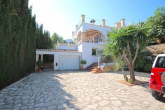 Thumbnail von ***Sehr gepflegte Villa am Ende einer Sackgasse mit Meersicht und vielen Extras***