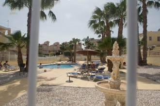 Thumbnail von ***Eckwohnung im Erdgeschoss mit zwei Schlafzimmern und großer Terrasse***