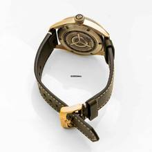 Thumbnail von TAG Heuer Autavia WBE5190.FC8268 - Autavia Calibre 5 Chronometer Automatic Green Dial Men's Watch </h1>