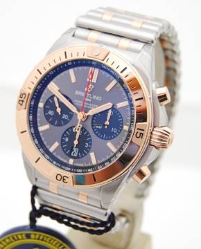  Breitling Chronomat B01 42 Stahl/Roségold Box & Papiere NEU (DE)