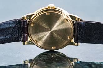 Thumbnail von Patek Philippe Calatrava 5032 | Cal. 240 Automatic | 36 mm | fondello avvitato