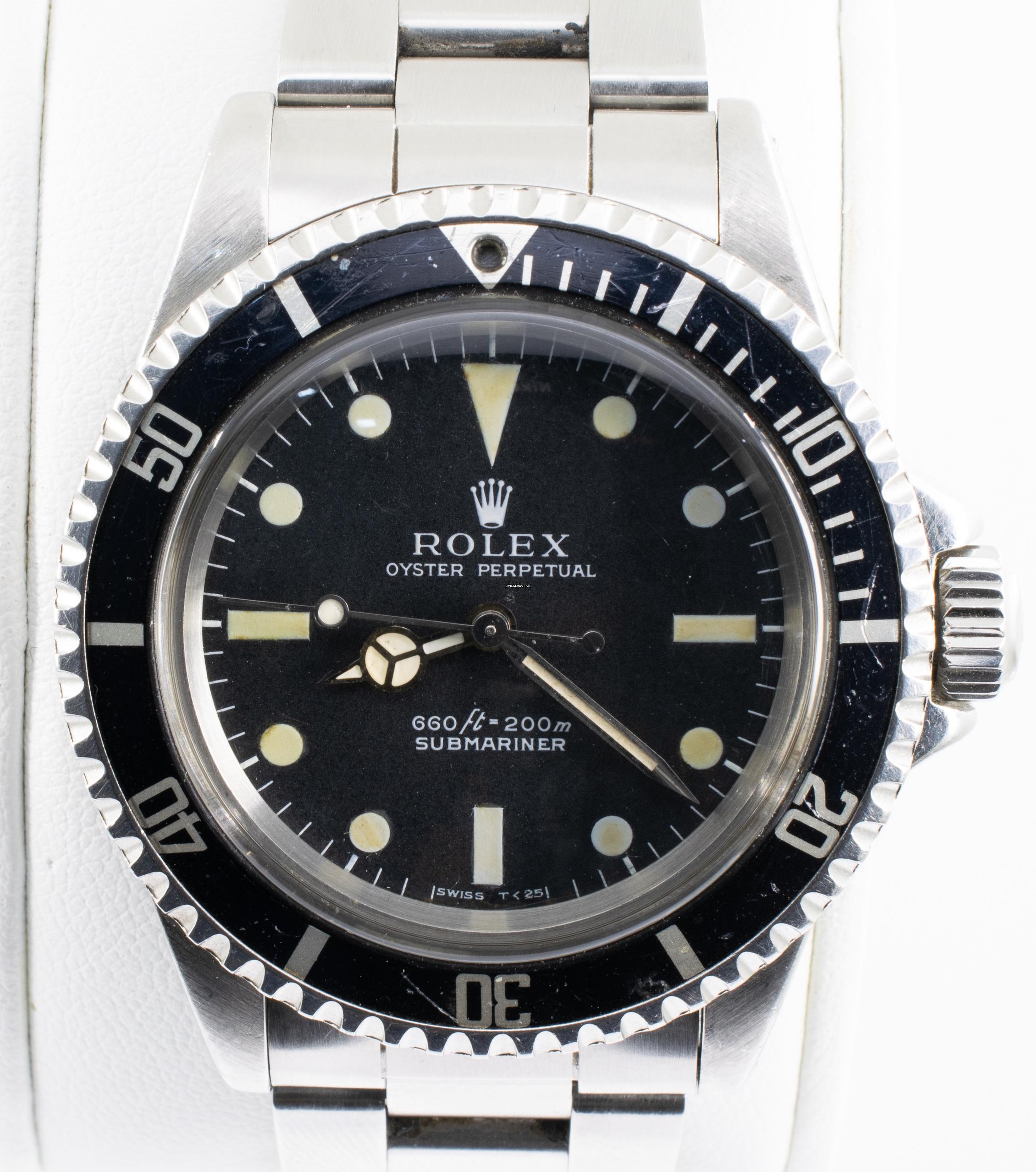 Rolex Submariner (No Date) 5513 Non-serif dial. Full set