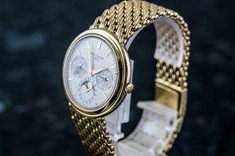 Thumbnail von Patek Philippe Perpetual Calendar Reference 3945J | 18k Yellowgold | 3940 with Gold Bracelet