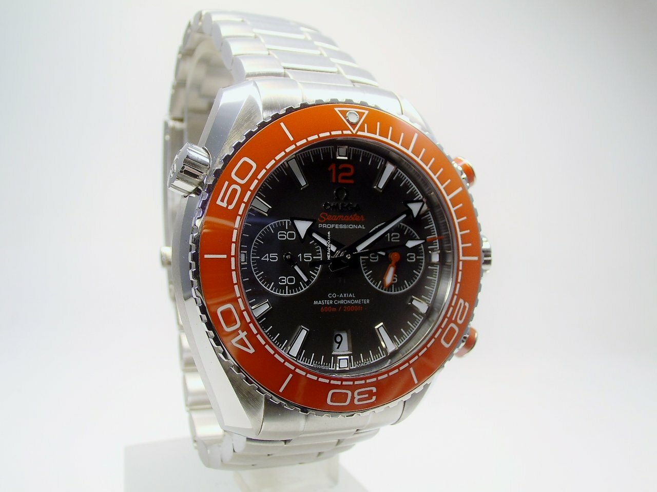 Omega Seamaster Planet Ocean Chronograph 215.30.46.51.99.001