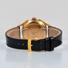 Thumbnail von LE PHARE Chronograph Dato Compax Pink salmon dial rose gold 18KT 1950’s </h1>