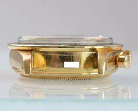 Thumbnail von Rolex Daytona Cosmograph 6241 champagne dial gold 18KT Full Set TOP Condition 1968’s </h1>