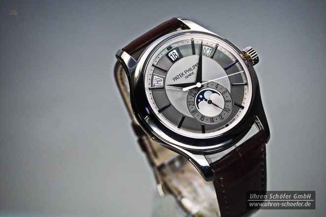 Patek Philippe Jahreskalender & Mondphasen in Weißgold