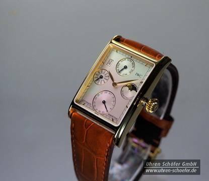 IWC "Novecento Ewiger Kalender" Gelbgold