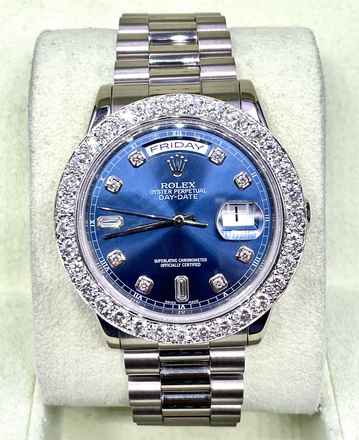  Rolex Day-Date 36 Blue Orig. Blue Baguette Diamond Dial Top Condition Aftermarket Diamond Bezel 