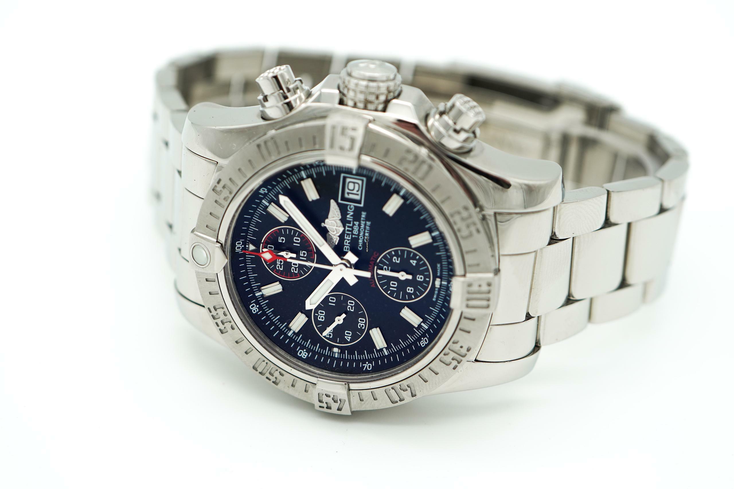 Breitling Avenger II Chronograph </h1>