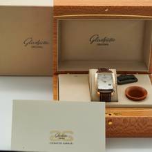 Thumbnail von Glashütte Original Senator Karrée Panoramadatum </h1>