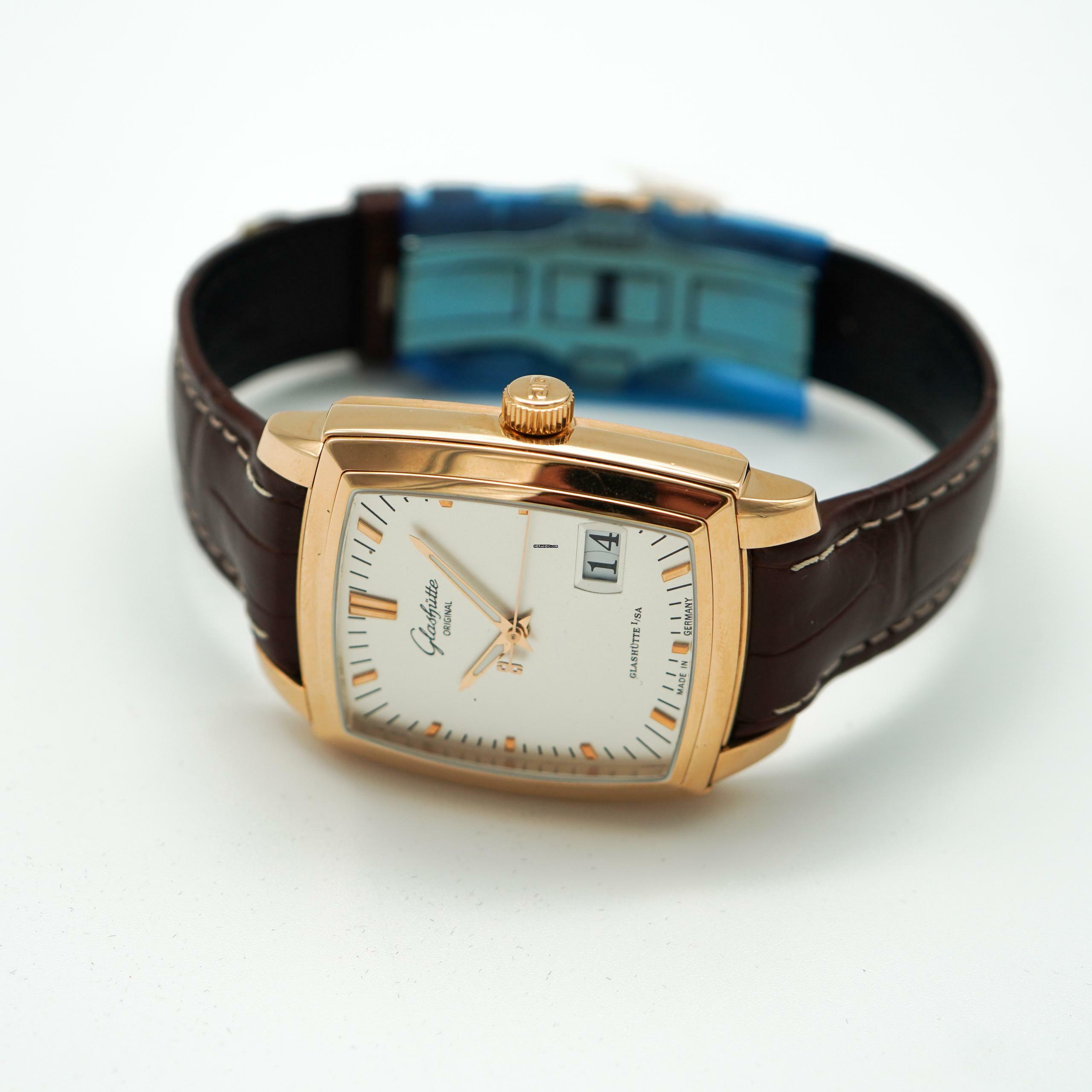 Glashütte Original Senator Karrée Panoramadatum </h1>