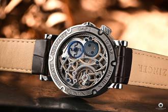 Thumbnail von Benzinger GAP 1 „Graphit“ mit eigenem Manufakturkaliber handguillochiert